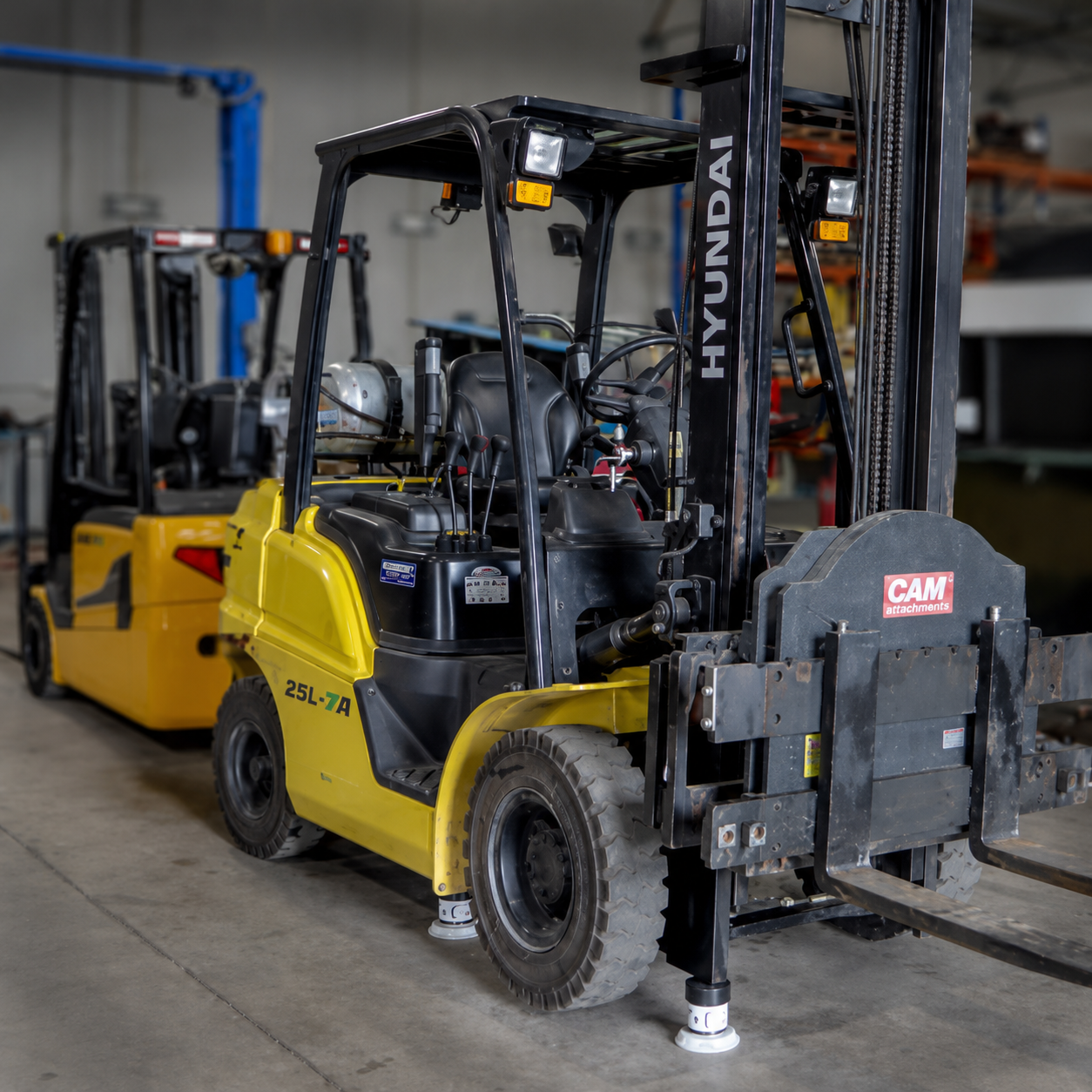 Front view of 8-tonne 140mm and 180mm forklift support stands